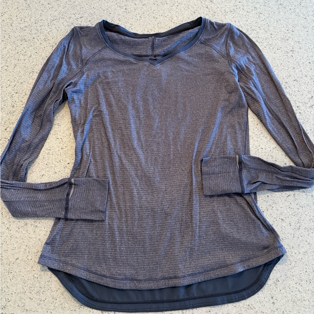 Lululemon Women's Long Sleeve Blue Top